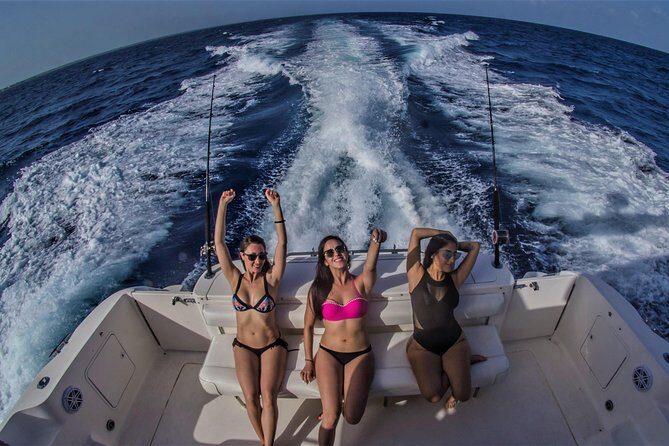 3 Hour Xpu-Ha - 51' Sea Ray Tulum, Playa del Carmen, Riviera Maya - Lunch on board: fire-grilled chicken and Mexican comfort food done well