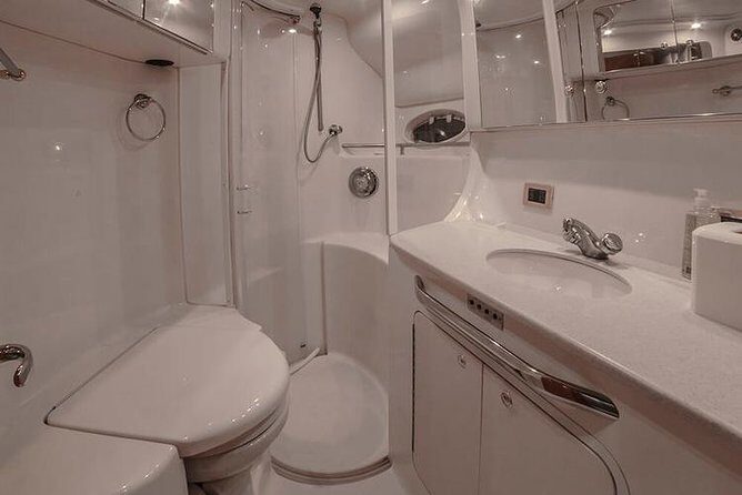 3 Hour Xpu-Ha - 51' Sea Ray Tulum, Playa del Carmen, Riviera Maya - Who this charter fits best (and who should look elsewhere)