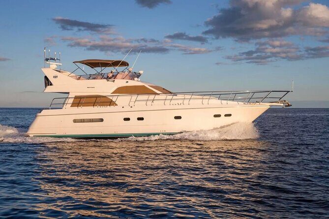 3 Hour Xpuha-60' Neptunus-Tulum, Playa del Carmen, Riviera Maya - Open bar on a yacht: the fun factor during the in-between time