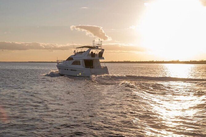 3 Hour Xpuha-60' Neptunus-Tulum, Playa del Carmen, Riviera Maya - The onboard Mexican feast: lunch that actually fills you up