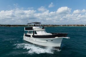 3 Hours - 53' Hatteras - Tulum, Playa Del Carmen, Riviera Maya - Entering H2OH Sun Cruises: where you meet and timing