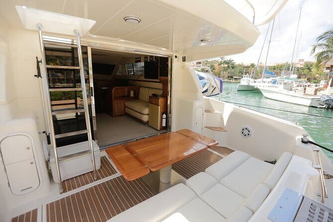 4 Hour - 47' Azimut, Tulum, Playa del Carmen, Riviera Maya - What to Bring for a Smooth 4 Hours