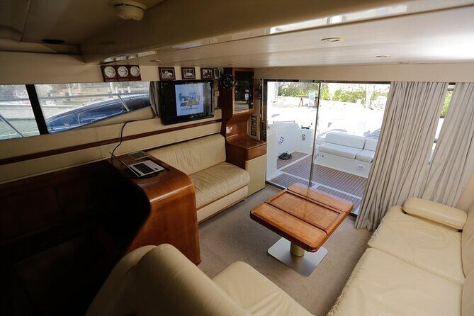 4 Hour - 47' Azimut, Tulum, Playa del Carmen, Riviera Maya - The Cruise Portion: More Time on Board, Less Time Waiting