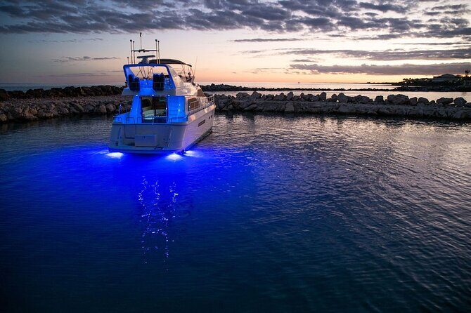 4 Hour - 60' Neptunus - Tulum, Playa del Carmen, Riviera Maya - La Bocana Caleta yacht party stop: music, hang time, photos