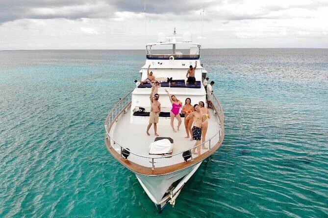 4 Hour - 80' Burger, Tulum, Playa del Carmen, Riviera Maya - Price and Value for Riviera Maya: $2,299 per Group Up to 15