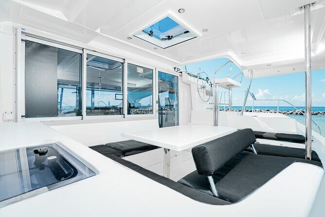 4H Lux 40' Catamaran All-Inclusive in Tulum and Playa del Carmen. - Value check: what $1,873.28 really means for your group