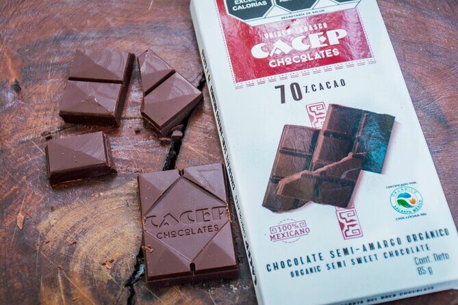 Artisanal Mezcal and Fine Chocolate Tasting - Mezcal history and production: from agave to what’s in your glass