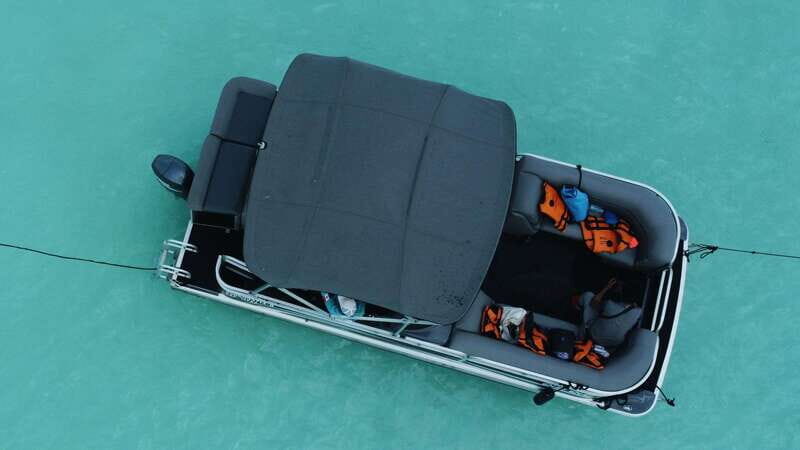 Bacalar: 3-hr Pontoon Boat Tour with Beach Club + Kayaks - Quick hits before you go