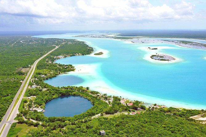Bacalar – 7 Colors Lagoon Excursión Costa Maya - The Black Cenote and Pirate Channel: history with a view