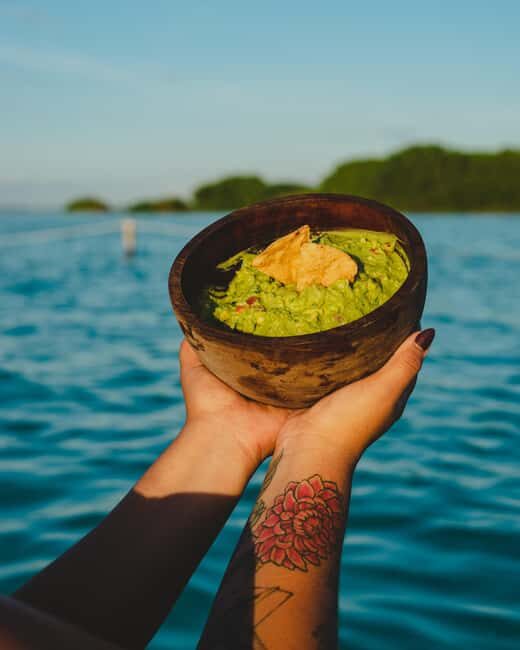 Bacalar Lagoon Sailing Tour with Open Bar and Mexican Lunch - Key highlights at a glance