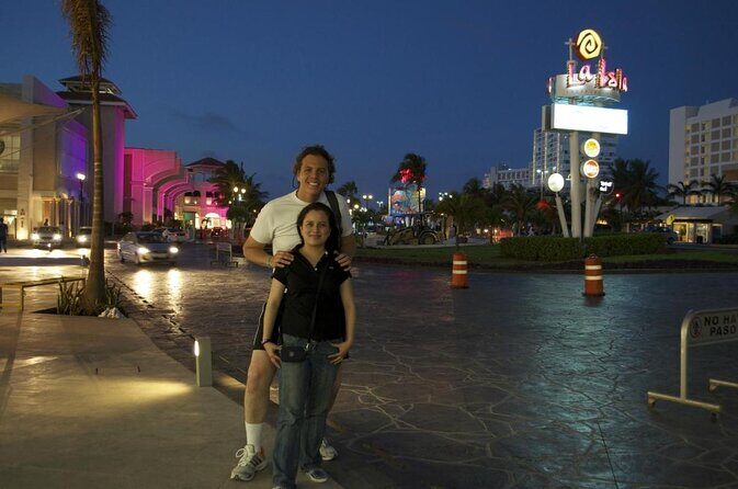 Cancun City Sightseeing and Shopping Tour on a Double Decker bus - Key things to know before you go