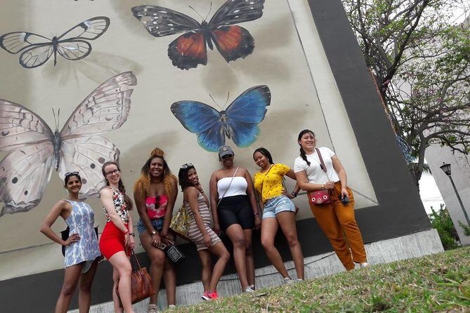 Cancun Street Food Tour with Food Stalls, Local Market and Murals - Stop 4: La Michoacana palsicles and popsicles with big flavor range