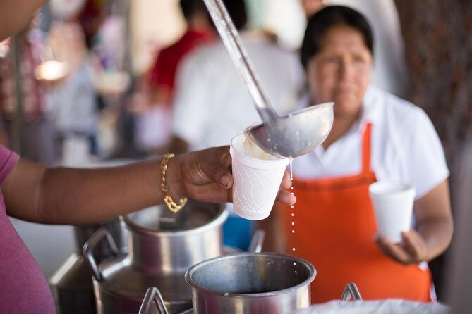 Cancun Street Food Tour with Food Stalls, Local Market and Murals - Stop 6: Bonampak murals for quick photos and street art context