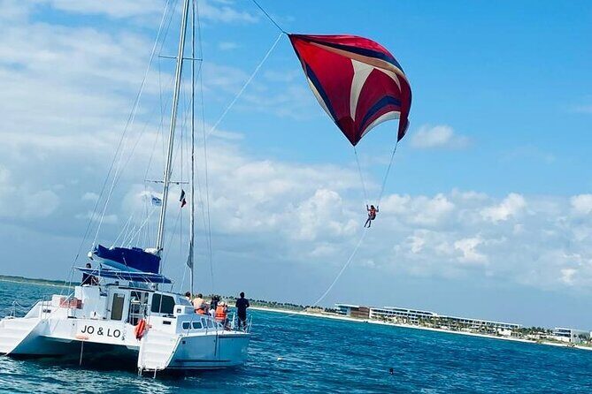 Catamaran Cruise in Riviera Maya With Snorkeling & Beach Club - Crew and guides: where the experience gets personal