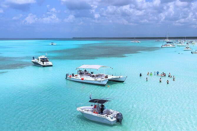 Catamaran Snorkel Adventure to El Cielo and The Money Bar Beach - Meeting at The Money Bar Beach Club and Getting a Smooth Start