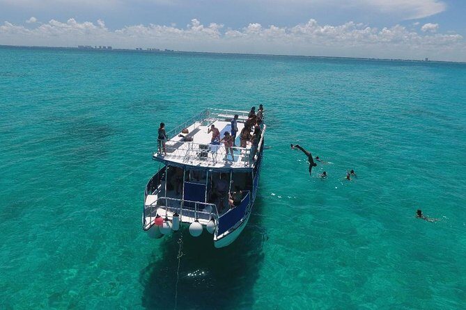 Catamaran Tour to Isla Mujeres all Included - The 12:00 pm start: how the day flows from Cancun to the island
