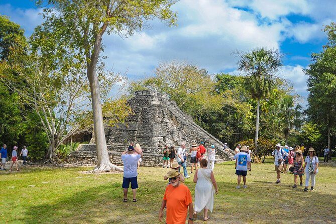 Chacchoben & Bacalar Combo Excursion Costa Maya - Guide quality and group size: why it changes the whole day