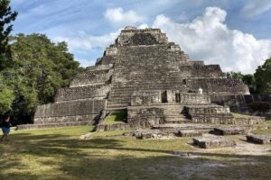 Chacchoben Mayan Ruins Excursion - The 2-hour guided portion: how the guide shapes the experience