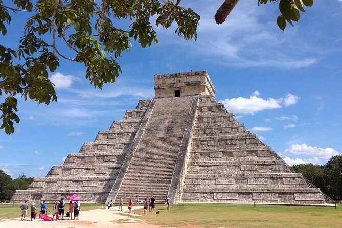 Chichen Itza, Beautiful Cenote and Valladolid All Inclusive Tour - Kaua, Wristbands, and “Let’s Get In” Planning