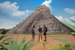 Chichen Itza by Van: Reduced Group, Tour Guide, Fast Trip & Lunch - Pickup timing: the 9:00 AM start that can mess with your day