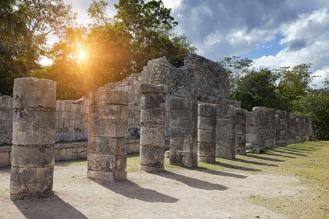 Chichen Itza by Van: Reduced Group, Tour Guide, Fast Trip & Lunch - Your time on site: how to make 2.5 hours feel like more