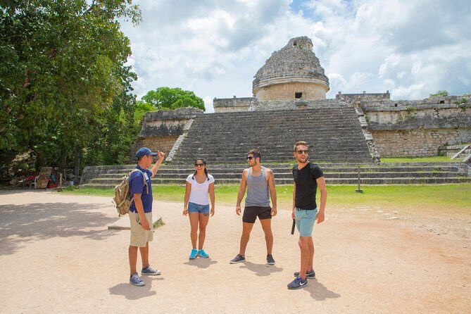 Chichen Itza by Van: Reduced Group, Tour Guide, Fast Trip & Lunch - Lunch box and drinks: what helps you not crash