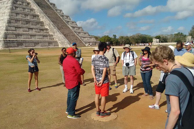 Chichen Itza, Cenote Swim & Izamal Magic Town with Buffet Lunch - Izamal: yellow streets and a quick climb
