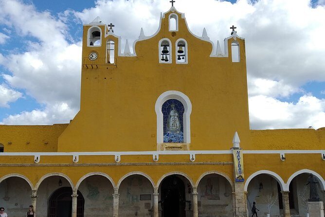 Chichen Itza, Private Cenote/Food Experience & the magic Izamal - Why this tour starts before Chichén Itzá opens
