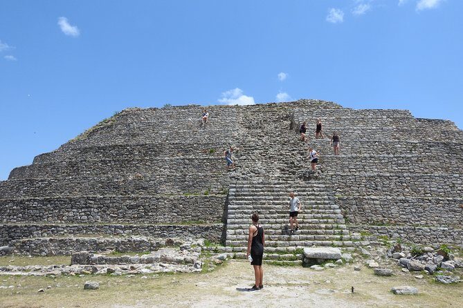 Chichen Itza, Private Cenote/Food Experience & the magic Izamal - Your free hour at Chichén Itzá: how to use it well