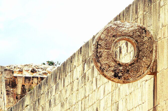 Chichen Itza, Suytun and Ik-Kil Cenote - Food and Drinks: Breakfast Onboard, Buffet Lunch, and Water Coverage