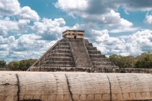 Chichen Itza with exclusive Cenote Maya and Valladolid free time - Chichén Itzá: Your 2.5 Hours Among the Big Stars