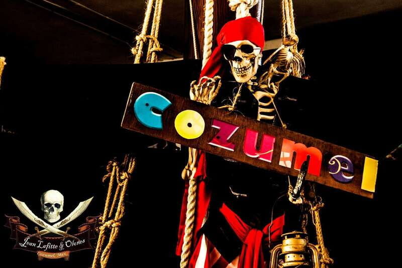 Cozumel: Pirate Ship Cruise with Open Bar, Dinner, and Show - Open Bar Options: Premium Included vs Deluxe Bottles Upgrade