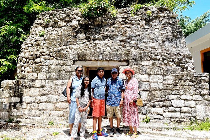 Cozumel: Private Excursion - MiniVan or Jeep (Your Day, Your Way) - Local food and small stopovers: chocolate, markets, and no-frills lunch