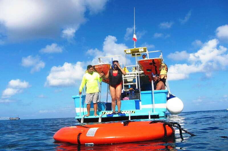 Cozumel: VIP Glass Bottom Boat & Snorkeling 3 Reefs Tour - Glass-bottom vs snorkeling: how to decide on the fly