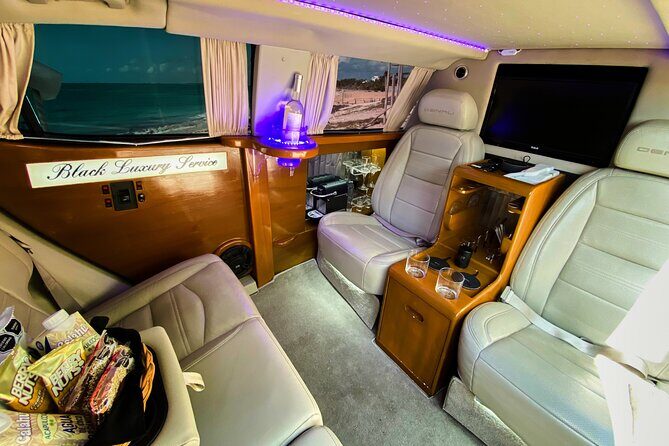 Deluxe Limousine GMC from Cancun Airport - Why This Cancun Airport Ride Works So Well