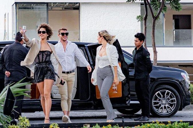 Deluxe Limousine GMC from Cancun Airport - Price and Value: When $187 Makes Sense (and When It Doesn’t)