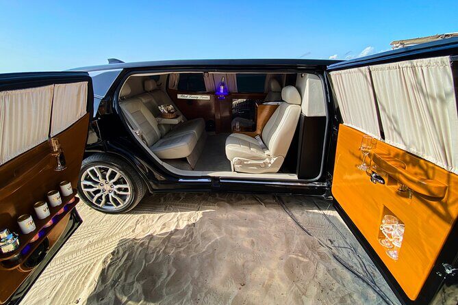 Deluxe Limousine GMC from Cancun Airport - Safety and Stress Control: How This Service Cuts Through Cancun Scams