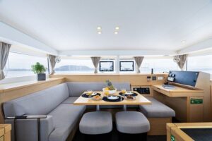 Deluxe Private Boats - 40 ft Catamaran - Snorkel stop strategy: reefs with fish, not crowds