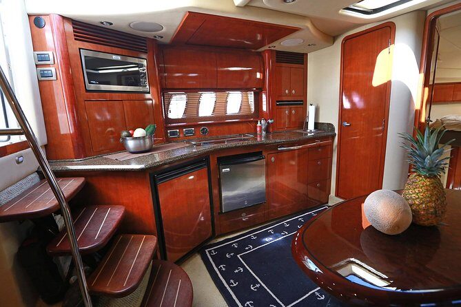 Deluxe Private Boats - 40 ft Sea Ray - Should You Book Deluxe Private Boats for a 40-ft Sea Ray Day?