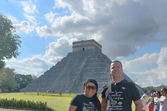 Full Day Tour Chichen Itza plus Cenotes From Valladolid - Chichén Itzá with a certified guide: the part you pay for