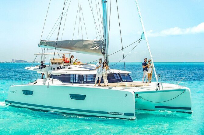 Full Experience Isla Mujeres: Food aboard + Premium drinks + Snorkel + Free time - El Meco Snorkel: Fingers Sculpture and a Short, Guided Water Time