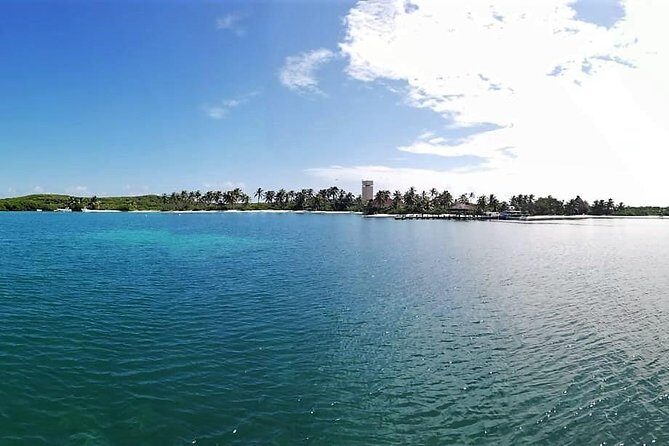 Isla Contoy Eco Adventure - Isla Mujeres downtown and the Malecon: quick culture, quick beach access