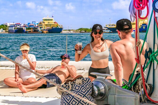 Isla Mujeres Catamaran Tour with Open Bar, Lunch and Snorkeling - Snorkeling off Isla Mujeres: fun in the water, but know the limits