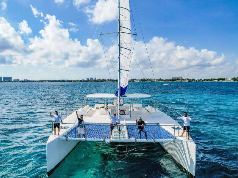 Isla Mujeres: Catamaran with Open Bar, Snorkeling and Lunch - Snorkeling Stop in the Caribbean: 30 Minutes, Clear Limits