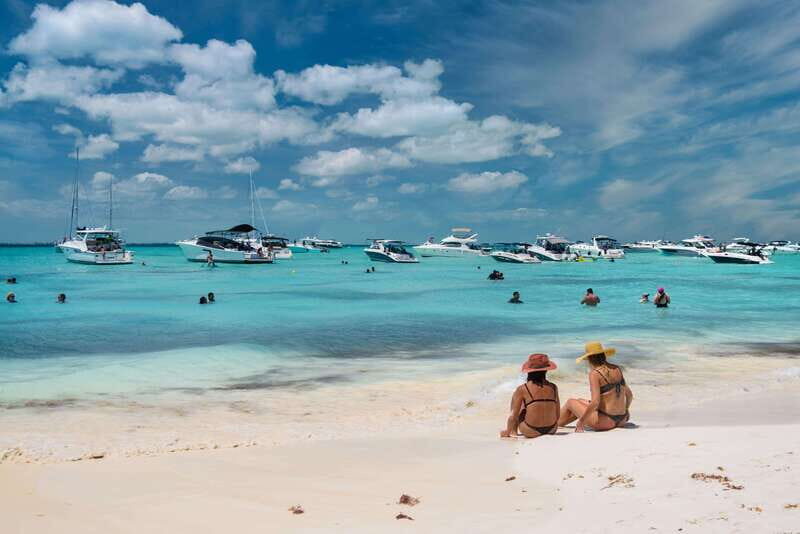 Isla Mujeres: Catamaran with Open Bar, Snorkeling and Lunch - Playa Norte Beach Club: Your Biggest Block of Relax Time