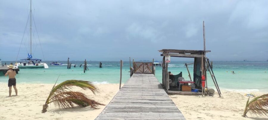 Isla Mujeres: Catamaran with Open Bar, Snorkeling and Lunch - Free Time on Isla Mujeres: Walk, Shop, or Add a Golf Cart