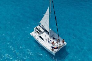 Isla Mujeres Day Tour with Catamaran, Snorkeling & Beach Club - Isla Mujeres Free Time: Playa Norte and the Downtown Reality Check