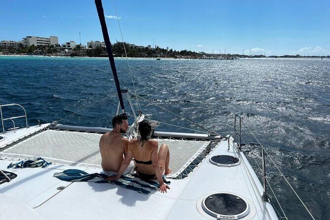 Isla Mujeres Day Tour with Catamaran, Snorkeling & Beach Club - Itinerary Flow: How the Day Feels in Real Time