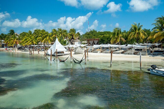 Isla Mujeres Plus by Albatros Catamarans - Food and drinks: what’s included, what to expect