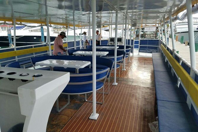 Isla Mujeres Unlimited! Fun & Party with transportation - Reef Snorkeling at Punta Sam/El Meco: The Part to Read Carefully
